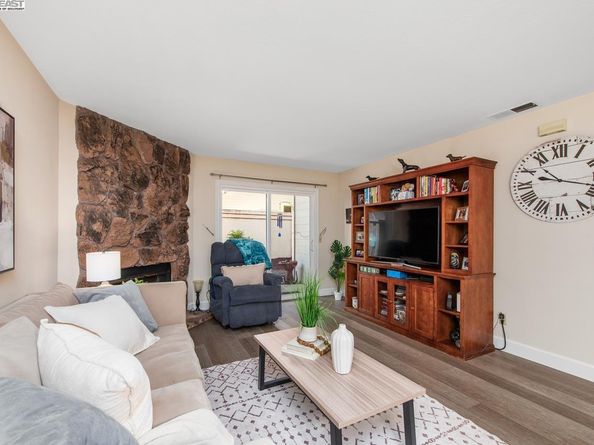 243 Rachael Pl, Pleasanton CA 94566