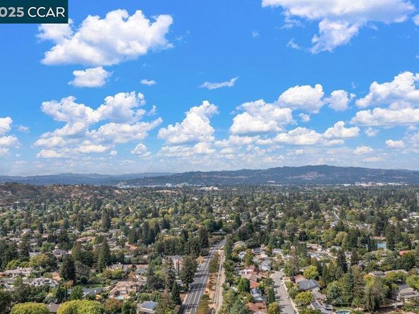 2975 Hurlstone Ct, Walnut Creek CA 94598