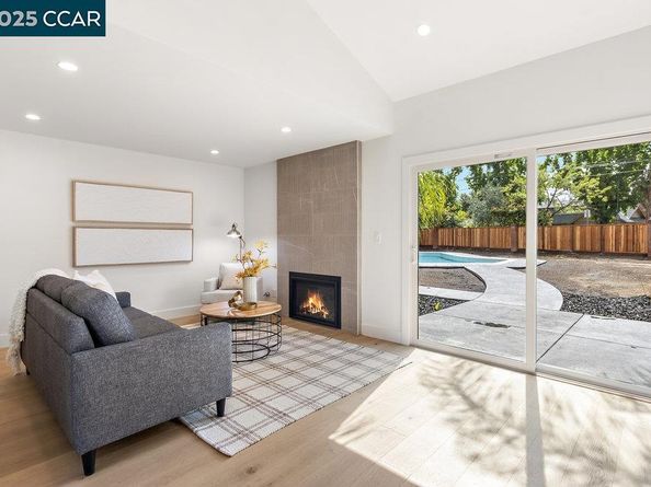 2975 Hurlstone Ct, Walnut Creek CA 94598