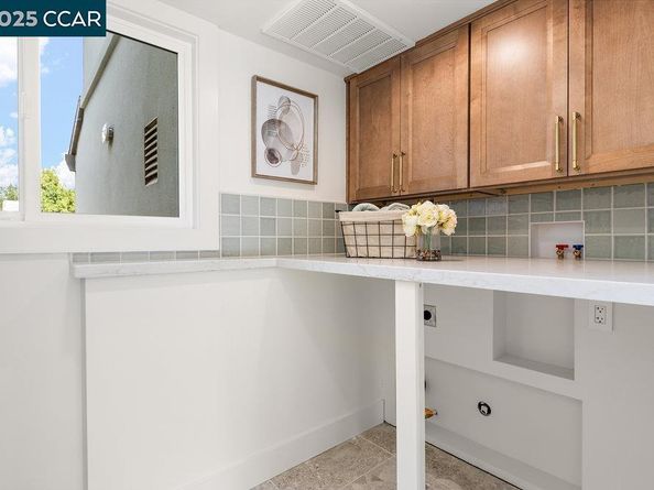2975 Hurlstone Ct, Walnut Creek CA 94598
