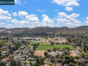 2975 Hurlstone Ct, Walnut Creek CA 94598