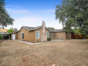 1 Petar Ct, Clayton CA 94517