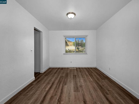 1 Petar Ct, Clayton CA 94517
