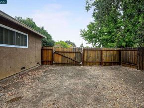 1 Petar Ct, Clayton CA 94517