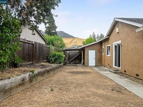 1 Petar Ct, Clayton CA 94517