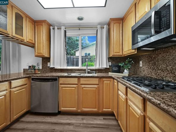 1 Petar Ct, Clayton CA 94517