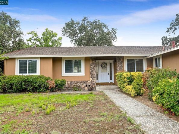 1 Petar Ct, Clayton CA 94517
