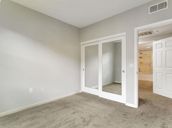 700 S Abel St 411, Milpitas CA 95035