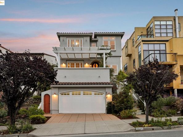 4914 Proctor Ave, Oakland CA 94618