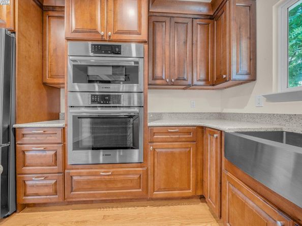 1876 Lynwood Dr, Concord CA 94519