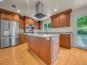 1876 Lynwood Dr, Concord CA 94519