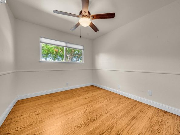 1876 Lynwood Dr, Concord CA 94519