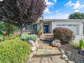 1876 Lynwood Dr, Concord CA 94519