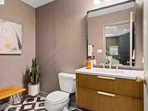 6931 Pinehaven Road, Oakland CA 94611