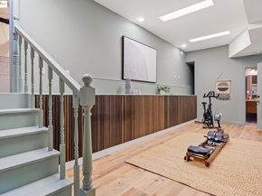 6931 Pinehaven Road, Oakland CA 94611