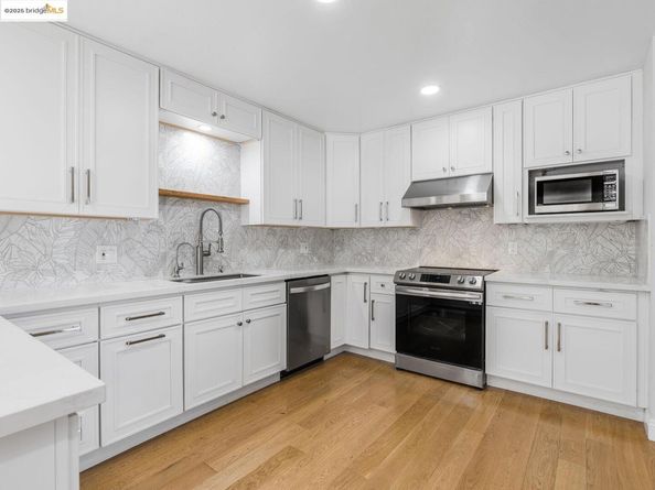 2209 Otis Dr L, Alameda CA 94501