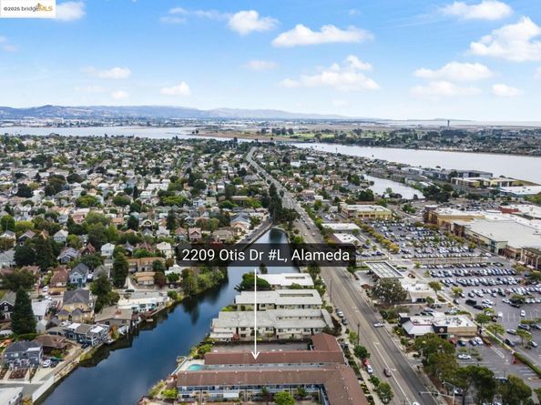 2209 Otis Dr L, Alameda CA 94501