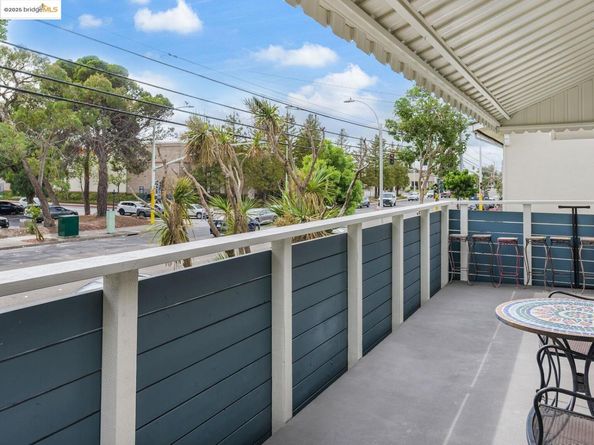 2209 Otis Dr L, Alameda CA 94501