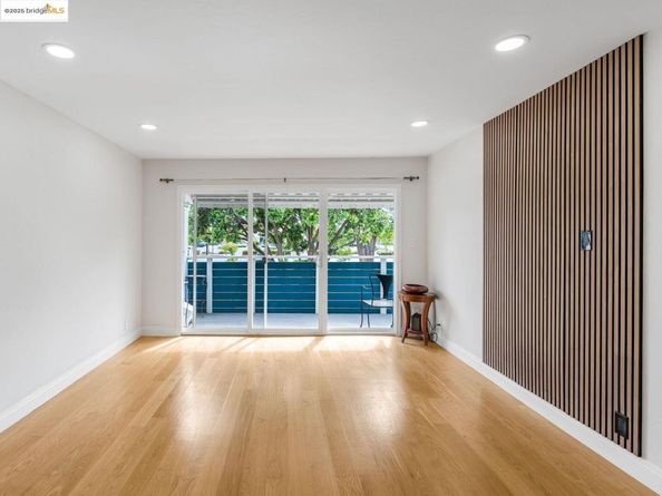 2209 Otis Dr L, Alameda CA 94501