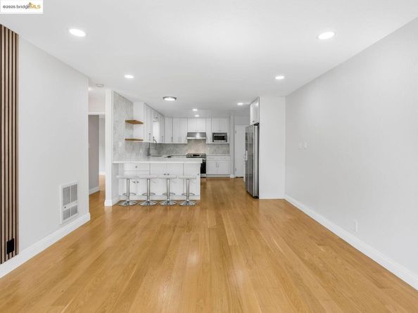 2209 Otis Dr L, Alameda CA 94501