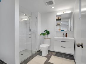 141 Mountain Valley St, Oakland CA 94605