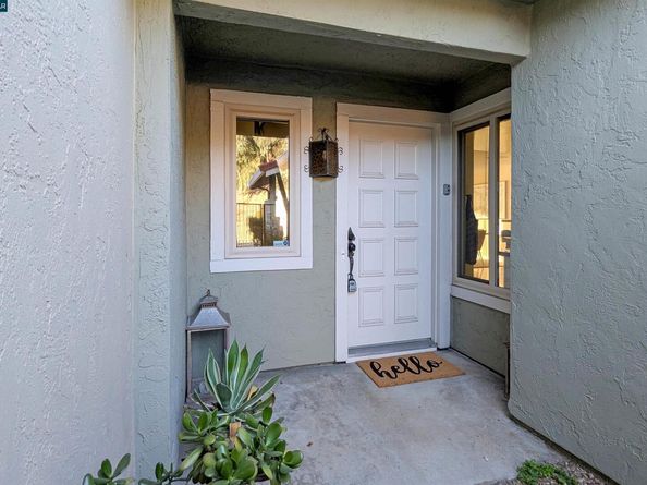141 Mountain Valley St, Oakland CA 94605