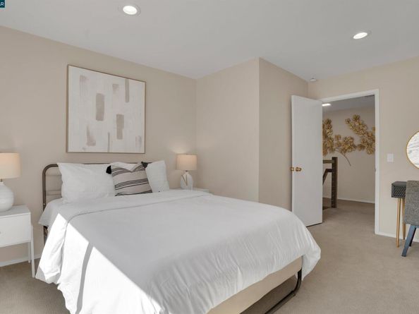 141 Mountain Valley St, Oakland CA 94605