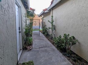 141 Mountain Valley St, Oakland CA 94605
