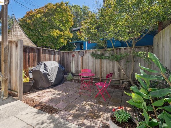 1626 Hopkins St, Berkeley CA 94707