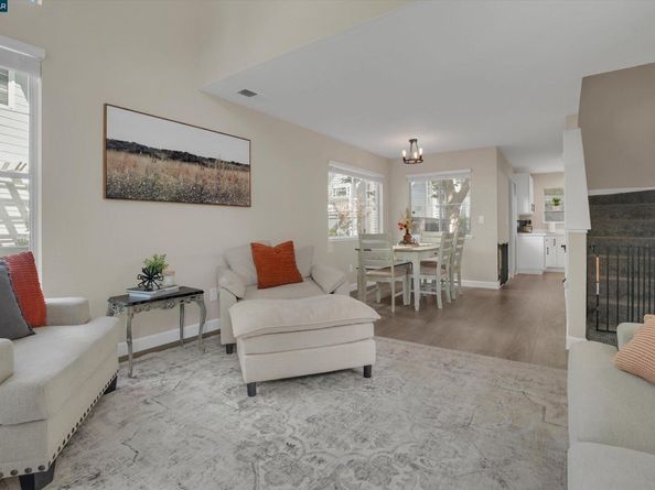 235 Pebblecreek Ct, Martinez CA 94553
