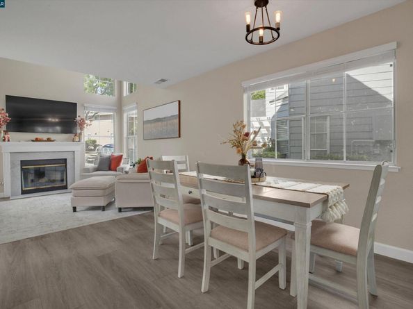 235 Pebblecreek Ct, Martinez CA 94553