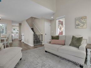 235 Pebblecreek Ct, Martinez CA 94553