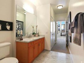 1755 Broadway 56, Oakland CA 94612
