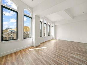 1755 Broadway 56, Oakland CA 94612