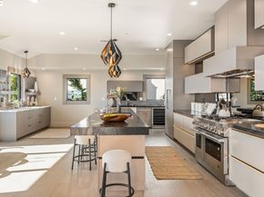 5737 Country Club Dr, Oakland CA 94618