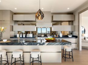 5737 Country Club Dr, Oakland CA 94618