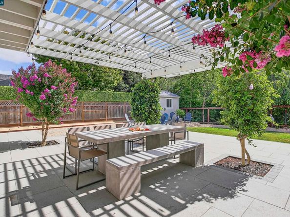 1276 Rimer Dr, Moraga CA 94556