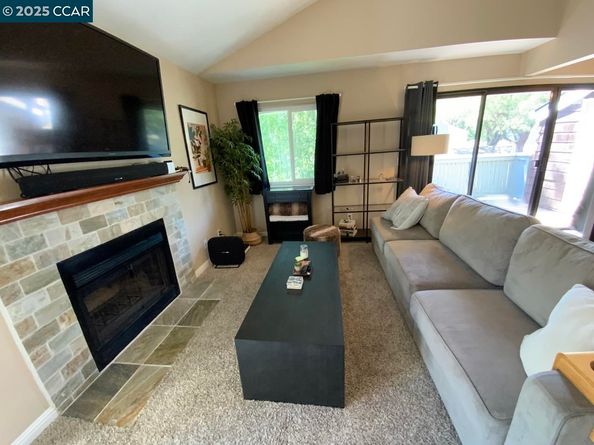 205 Compton Cir B, San Ramon CA 94583