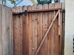 2816 Viola St, Oakland CA 94619