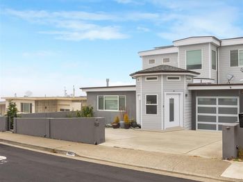 487 Manor Dr