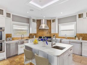487 Manor Dr, Pacifica CA 94044