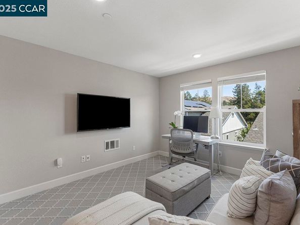 117 Wallace Circle, Moraga CA 94556