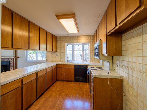 38071 3rd St, Fremont CA 94536