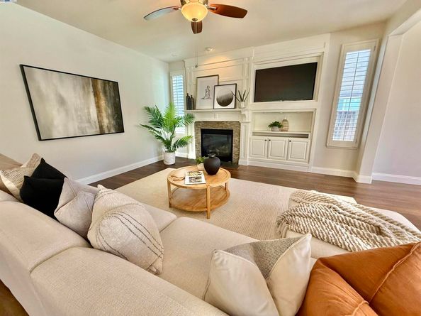 1164 Lexington Way, Livermore CA 94550