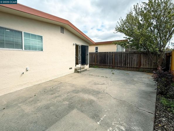 2420 Bush, Richmond CA 94806