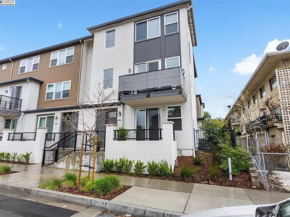 403 Industrial Parkway, Hayward CA 94544