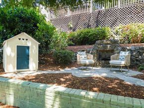 6314 Broadway Ter, Oakland CA 94618