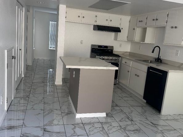 1021 Santa Ines Ct, Oakland CA 94601