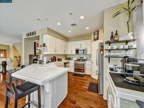 750 Summer Ln, Richmond CA 94806