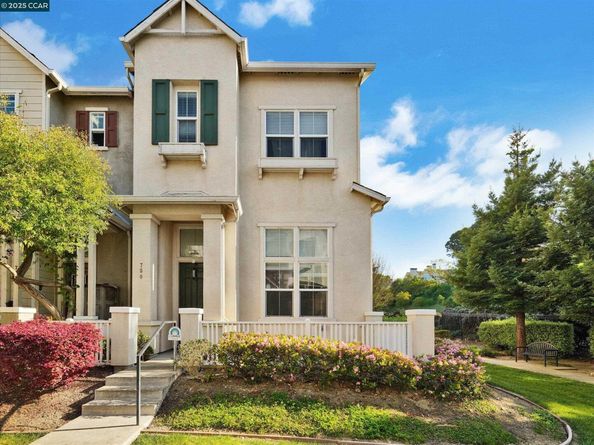 750 Summer Ln, Richmond CA 94806